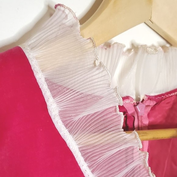 Fuchsia Floral Pink Velvet 70s Long Sleeveless Dress w Crepe Collar - Picture 11 of 13